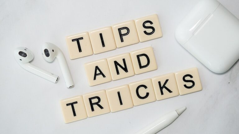 découvrez des astuces essentielles pour réussir vos présentations. apprenez à capter l'attention de votre auditoire, à structurer votre discours efficacement et à utiliser des supports visuels impactants pour faire passer votre message avec succès.