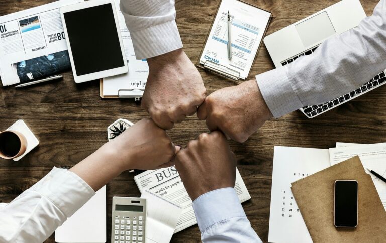 découvrez comment un business manager efficace peut transformer votre entreprise grâce à une gestion stratégique, une prise de décision éclairée et une optimisation des processus. apprenez les compétences clés et les meilleures pratiques pour maximiser la performance de votre équipe et atteindre vos objectifs commerciaux.