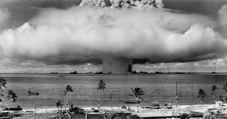 découvrez les enjeux et procédés de la fabrication nucléaire, explorant les technologies innovantes, la sécurité et l'impact environnemental. informez-vous sur l'avenir de l'énergie nucléaire et son rôle dans la transition énergétique.