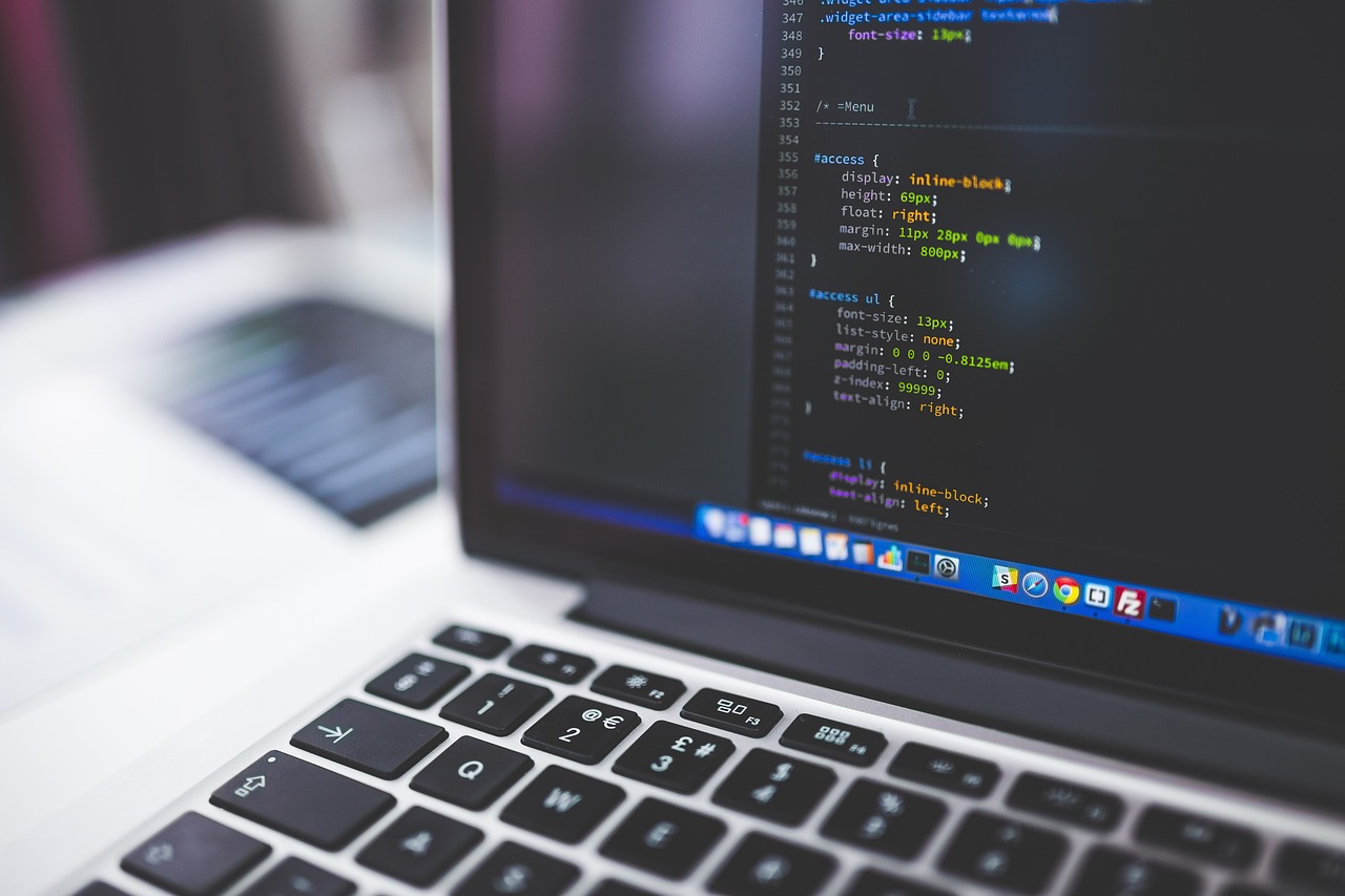 découvrez le rôle essentiel d'un développeur de logiciels, expert en création et optimisation d'applications. apprenez-en plus sur ses compétences techniques, sa maîtrise des langages de programmation et son impact sur l'innovation technologique.