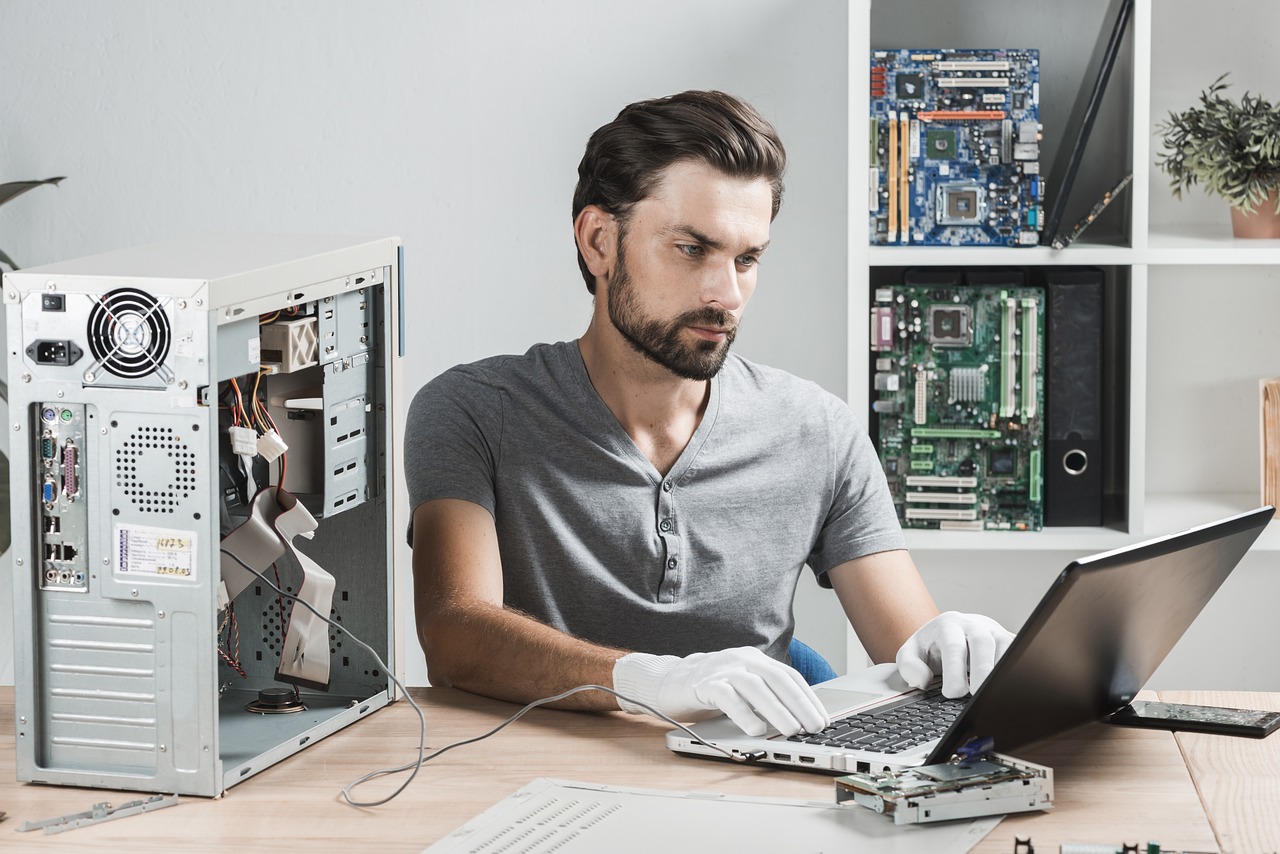 découvrez le rôle essentiel d'un technicien en ingénierie, expert en conception, fabrication et maintenance de systèmes techniques. apprenez comment ces professionnels contribuent à l'innovation et à l'optimisation des processus dans divers secteurs.