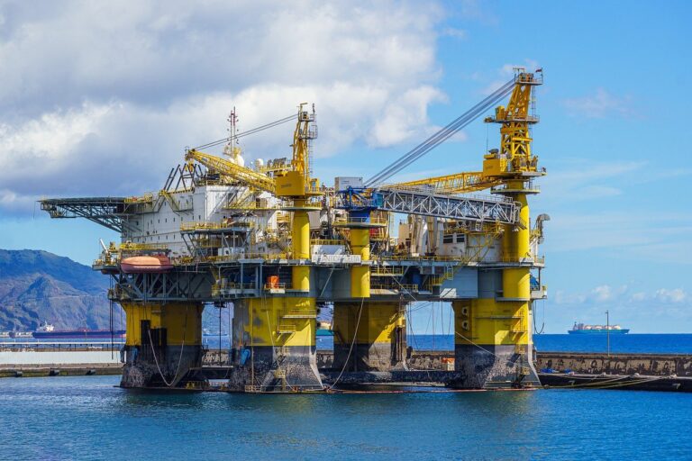 découvrez le rôle essentiel d'un opérateur de production, garant de l'efficacité des processus industriels. apprenez-en plus sur les compétences clés requises, les tâches quotidiennes et les opportunités de carrière dans ce domaine dynamique.